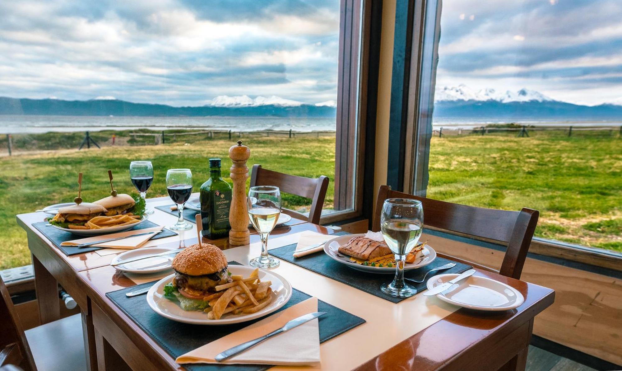 Tolkeyen Ushuaia Hotel Екстериор снимка